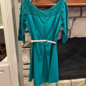 Jessica Simpson women’s dress size 8.